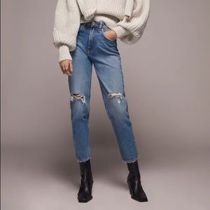 NWOT Zara Ripped Mom Fit Jeans Size 28 (US 6)